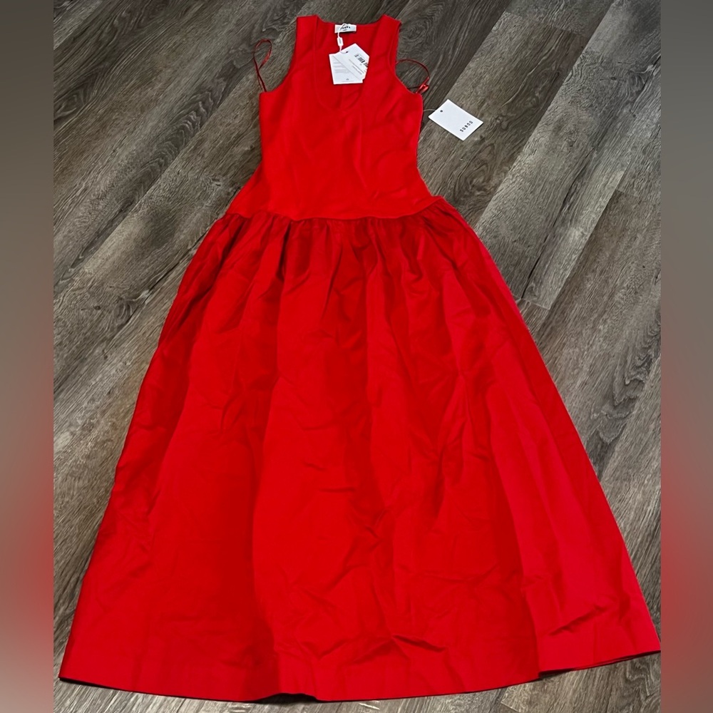 NWT SUBOO Naples Dropwaist Red Maxi Dress, size Medium.
